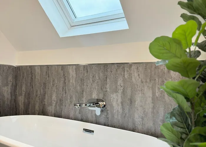 Eagles Cottage, 3 - Bed, Sleeps 6, Pets Welcome - * Ulverston