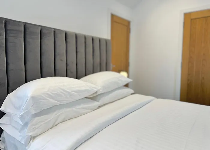 Сasa de vacaciones Eagles Cottage, 3 - Bed, Sleeps 6, Pets Welcome - *