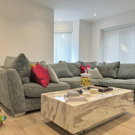 Eagles Cottage, 3 - Bed, Sleeps 6, Pets Welcome - 阿尔弗斯顿