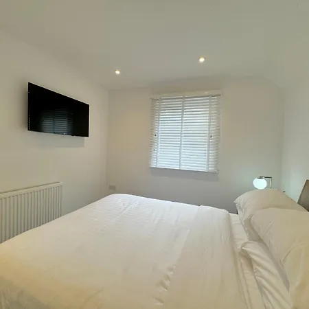 度假居 Eagles Cottage, 3 - Bed, Sleeps 6, Pets Welcome -